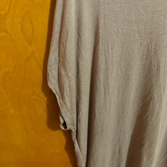 Free To Live Stretchy Oversized Sleeveless Top Size Medium - Picture 10 of 14